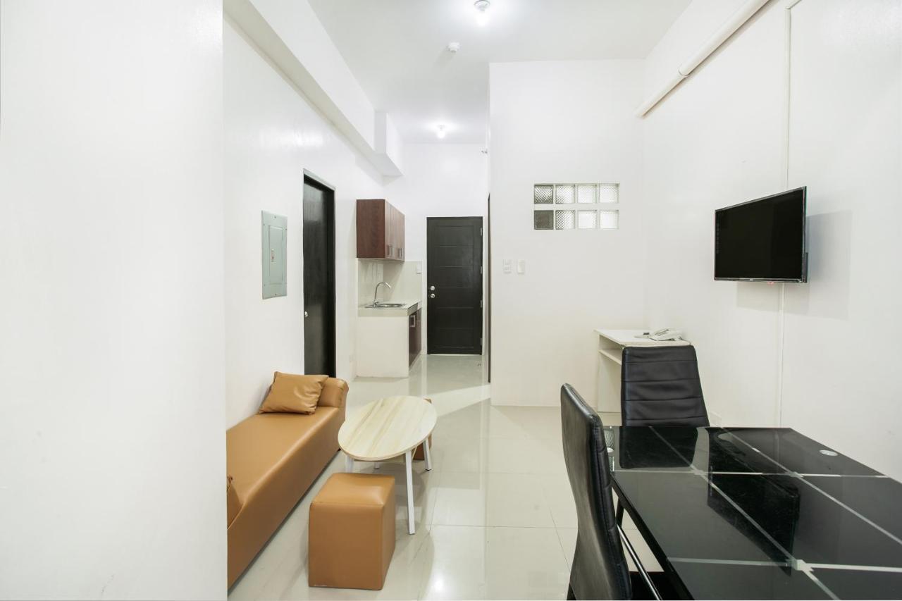 Oyo 505 Jardin Suites Manila Exterior photo